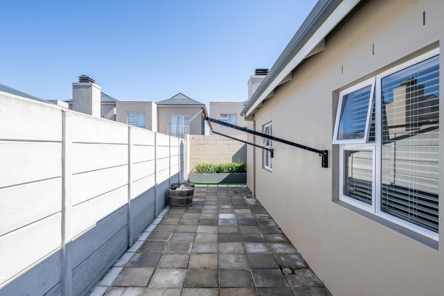 To Let 3 Bedroom Property for Rent in Zonnendal Western Cape